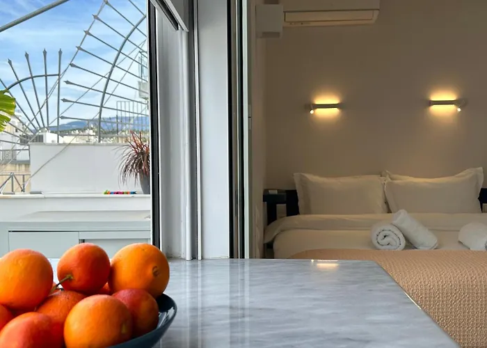 R1 Blue Paradise Private Terrace Jacuzzi