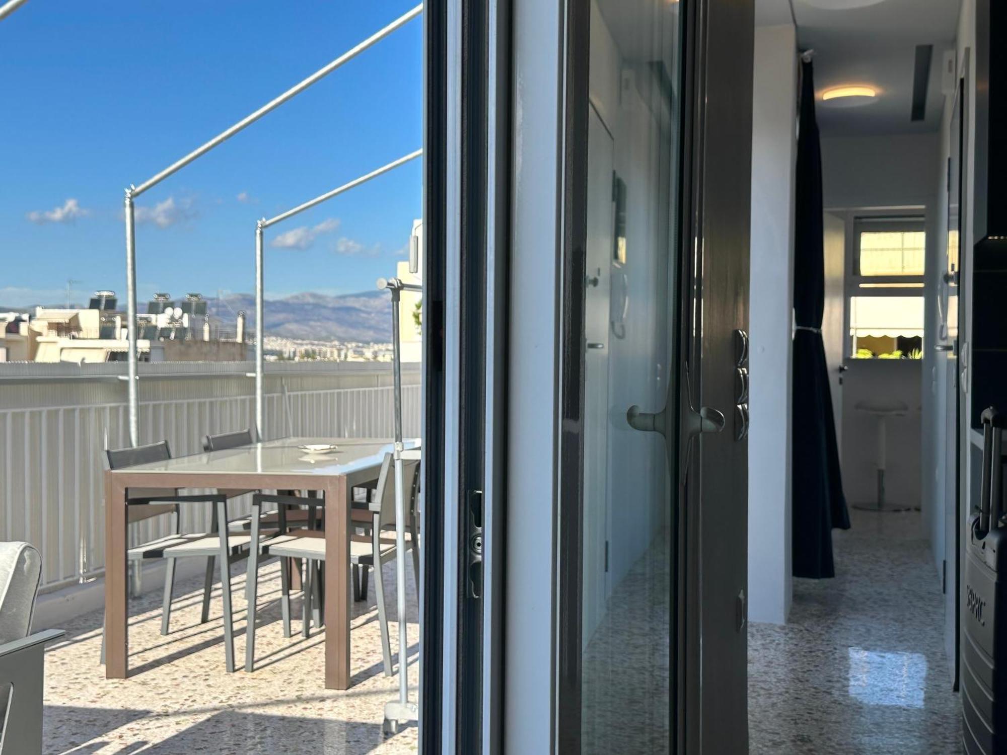 R1 Blue Paradise Private Terrace Jacuzzi * Atenas