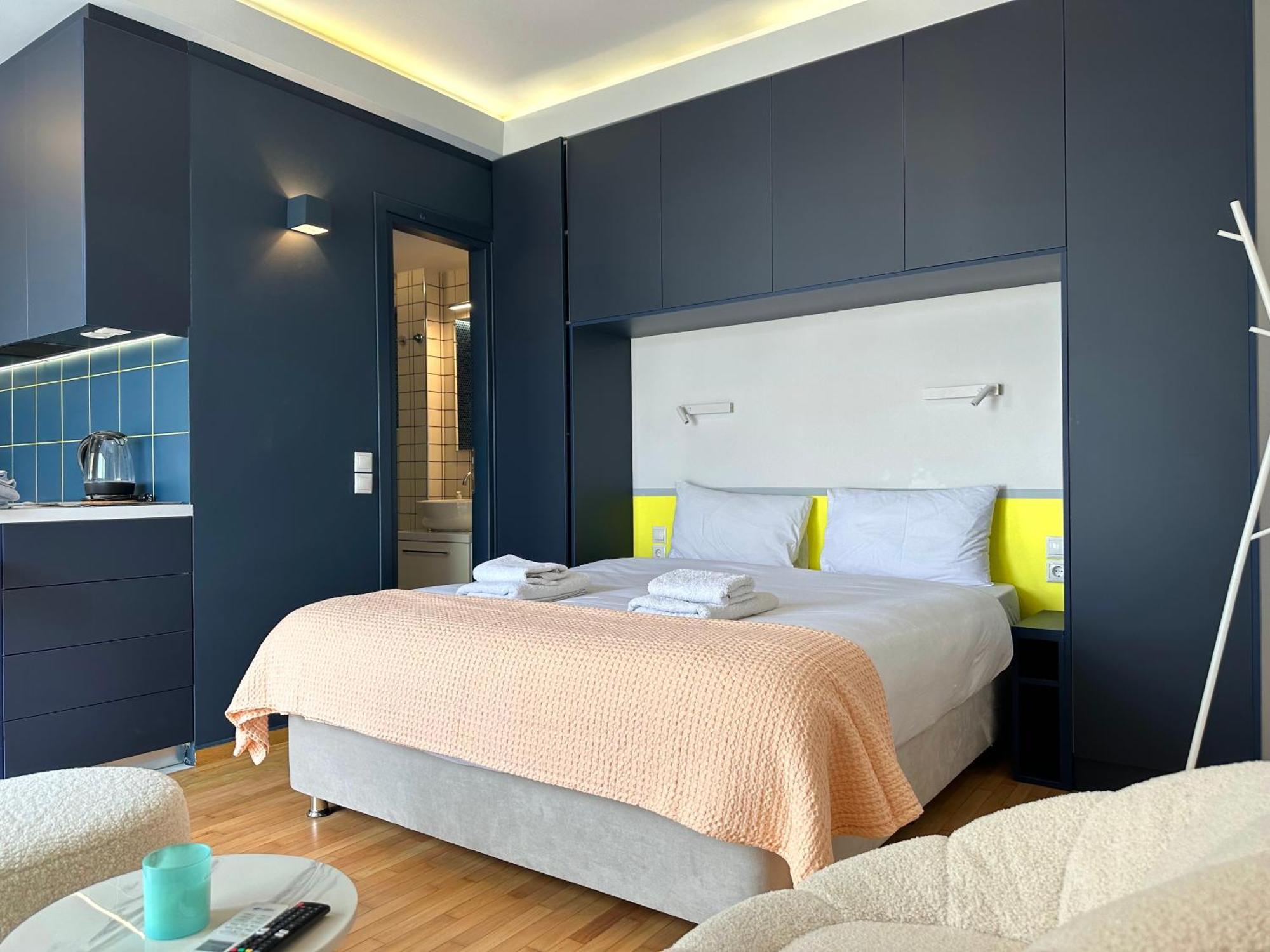 R1 Blue Paradise Private Terrace Jacuzzi *