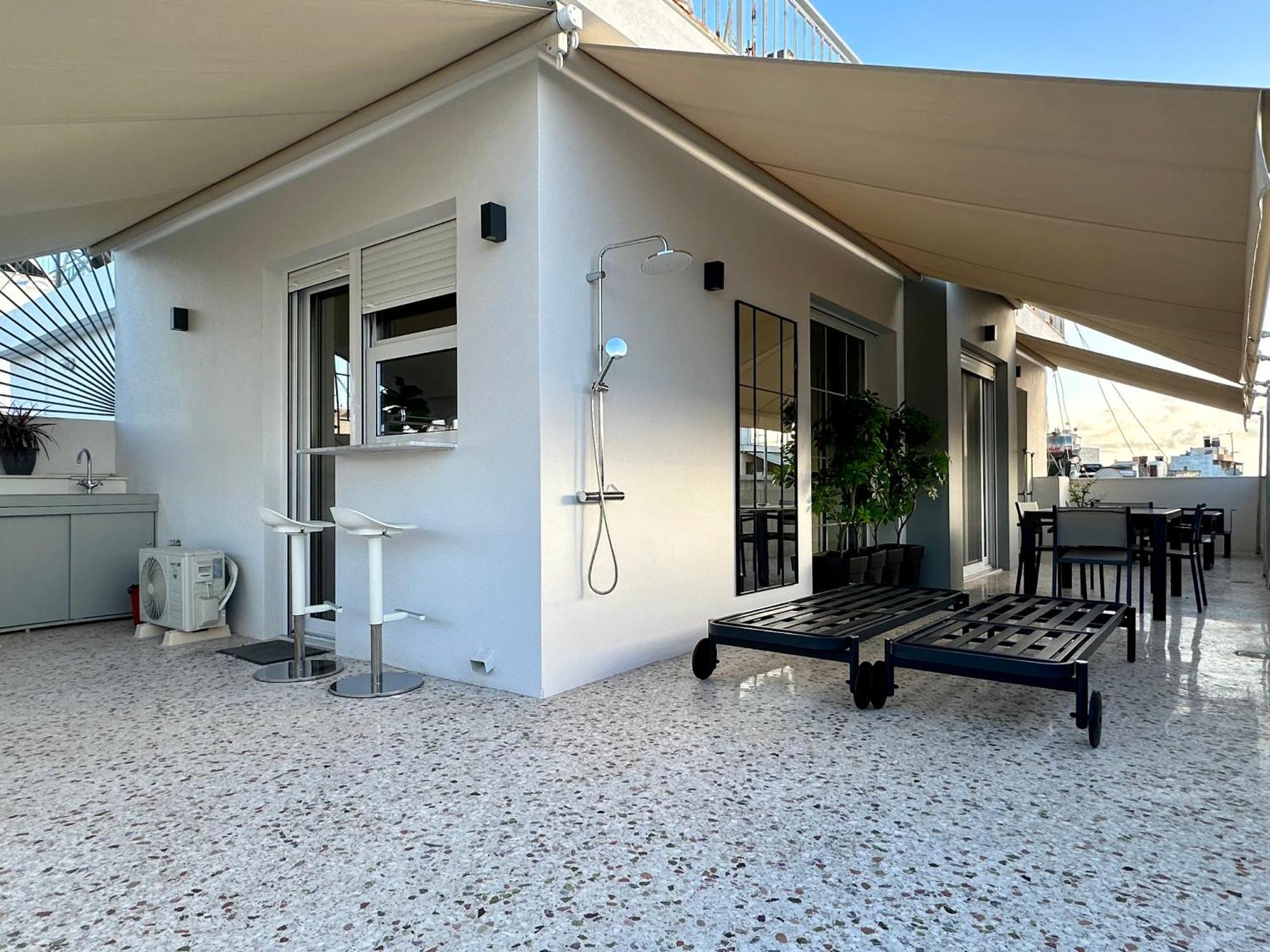 R1 Blue Paradise Private Terrace Jacuzzi Atenas