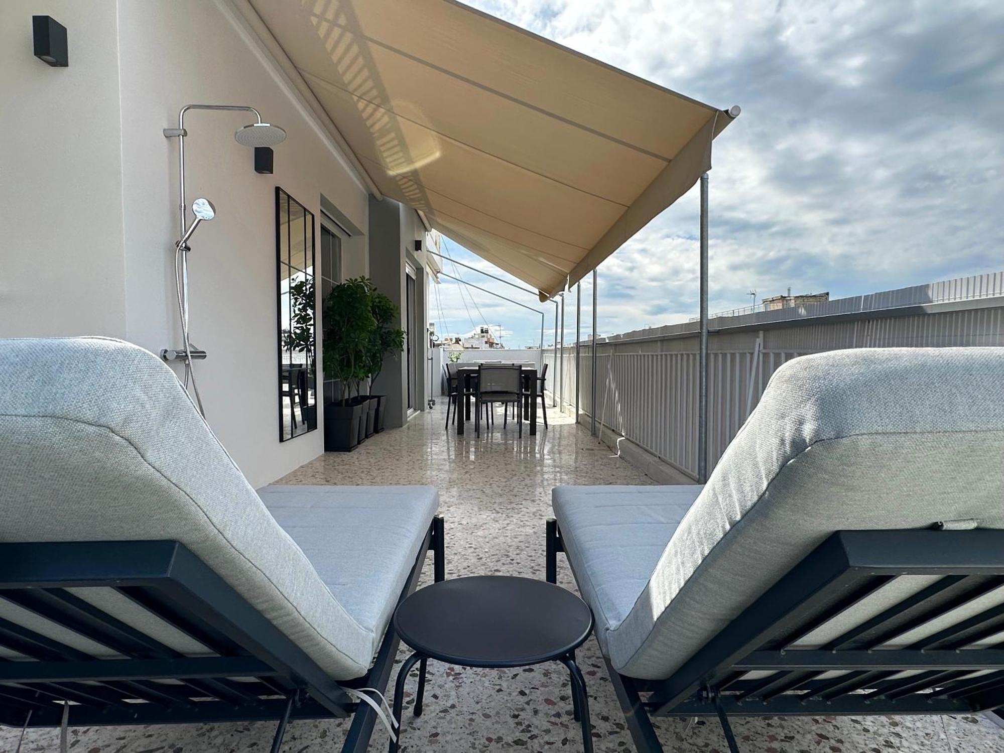R1 Blue Paradise Private Terrace Jacuzzi *